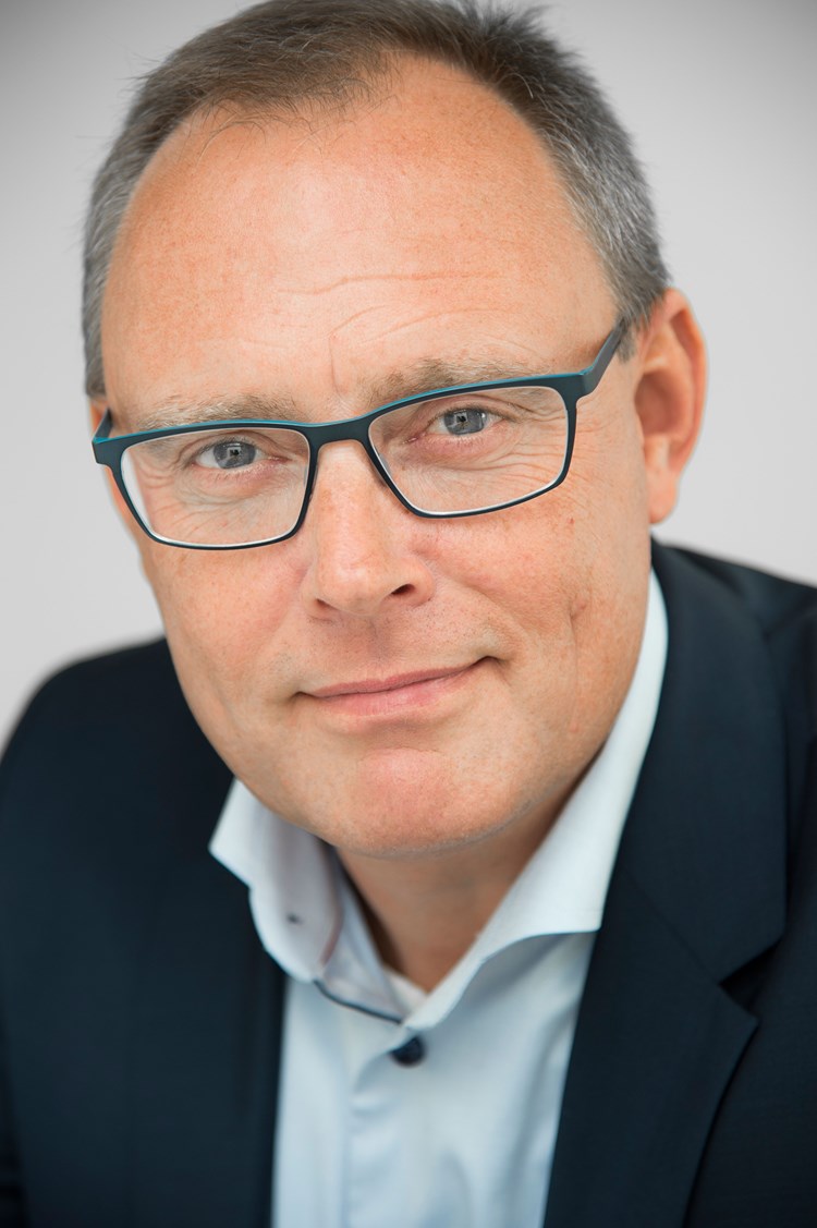 Portrætfoto af Thomas Holluf Nielsen, administrerende direktør i Domea.dk. || Thomas-Holluf-Nielsen-(1)_web.jpg